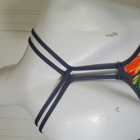 Kona Sol SZ Small Swim Top Grey Racerback Hibiscus Flowers & Palm Leaves - Picture 4 of 8